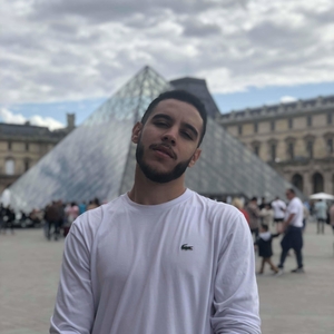Adil - Prof de physique - chimie - Orléans