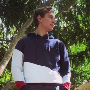 Luc - Prof de maths - Antony