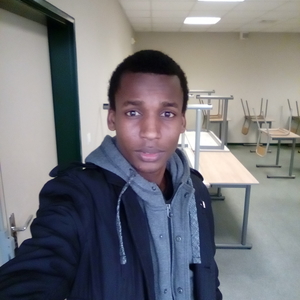 Arona - Prof de maths - Saint-Étienne