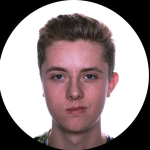 Simon - Prof d'initiation informatique - Lognes