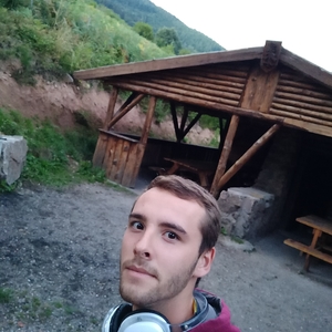 Julien - Prof de soutien scolaire - Saint-Jean-de-la-Ruelle