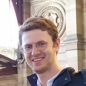 Yonadav - Prof d'économie - Strasbourg
