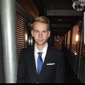 Arthur - Prof de maths - Pirey