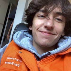 Tom - Prof de physique - Toulouse