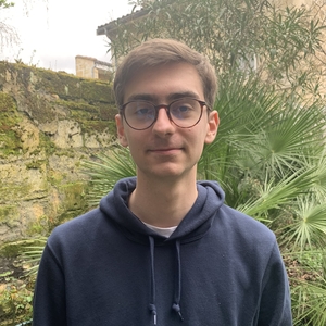 Léo - Prof de physique - chimie - Paris