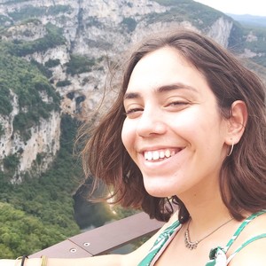 Eva - Prof de maths - Chalencon