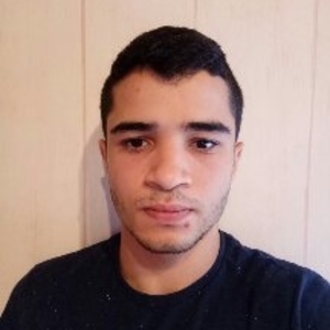 Adam - Prof de maths - Saint-Quentin-la-Tour
