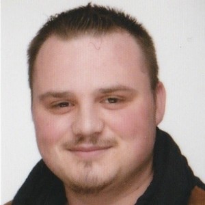 Thomas - Prof d'initiation informatique - Lorgies