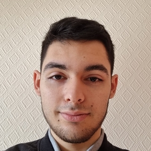 Abdellah - Prof de maths - Cergy