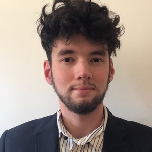 Axel - Prof de français - Paris