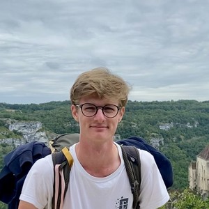 Thomas - Prof de maths - Cergy