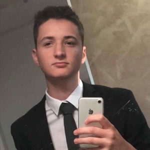 Kevin - Prof de maths - Cancale