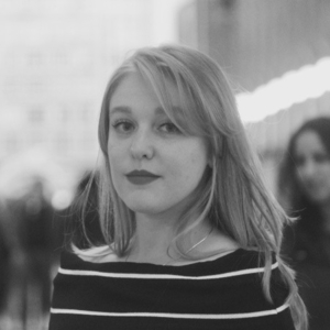 Camila - Prof de fle - français langue étrangère - Capão da Imbuia