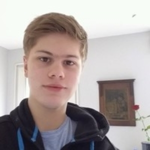Arthur - Prof d'initiation informatique - Paris