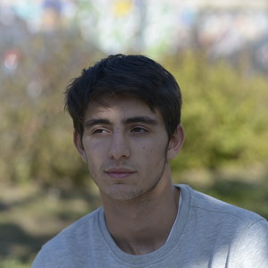Marius - Prof de biologie - Paris