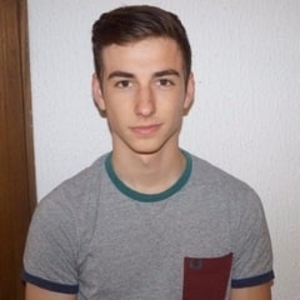 Alexandre - Prof de maths - Clérieux