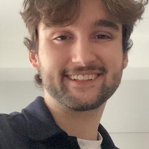 Esteban - Prof de français - Tours