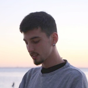 Lluis - Prof d'aide aux devoirs - Saint-Benoît
