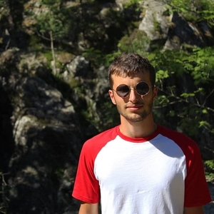 Adrien - Prof de maths - Saint-Erblon