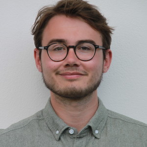 Pierre - Prof de français - Paris