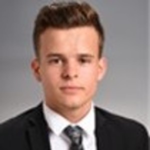 Mathis - Prof de marketing - Montreuil-sous-Pérouse