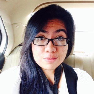 Hannia Yvonne - Prof d'anglais - Clermont-Ferrand