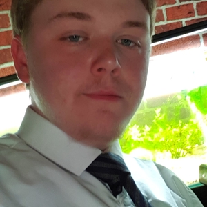 Evan - Prof de vente - Beautheil