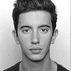 Raphael - Prof de maths - Cergy