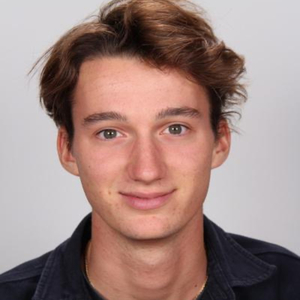 Théodore - Prof d'économie - Paris
