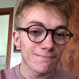 Andy - Prof de français - Tours