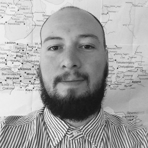Paul - Prof d'histoire de l'art - Paris