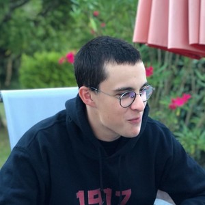 Vadim - Prof d'histoire - Paris