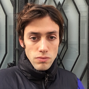 Adrien - Prof de français - Paris