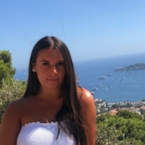 Océane - Prof de maths - Villegly