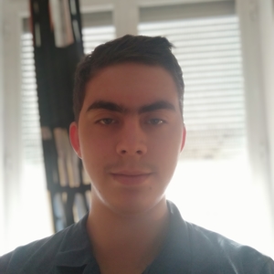 Valentin - Prof d'initiation informatique - Tourcoing