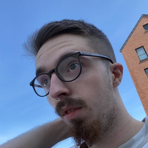 Julien - Prof d'initiation informatique - Thuin