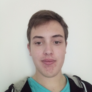 Jérémie - Prof d'initiation informatique - Oulins