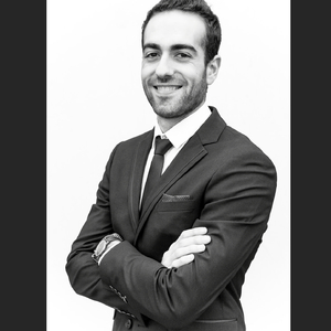 Sacha - Prof de finance - Lyon