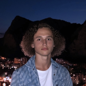 Leo - Prof de maths - La Madeleine