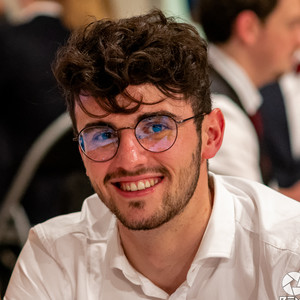 Mathias - Prof de maths - Saint-Étienne