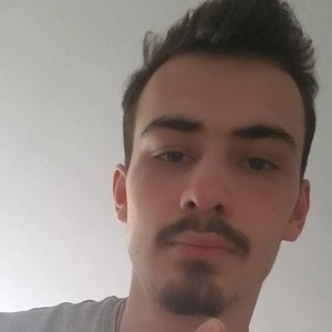 Chad - Prof d'initiation informatique - Montpellier