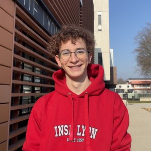 William - Prof de maths - Villeurbanne