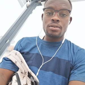 Agbenu - Prof de maths - Trélazé