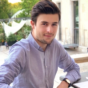 Charles - Prof d'anglais - Paris