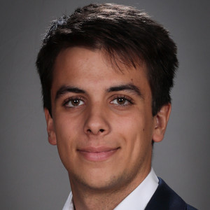 Paul - Prof de géométrie - Paris