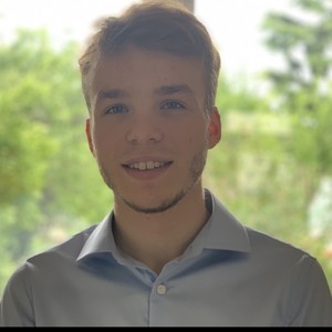Charles - Prof de maths - Lyon