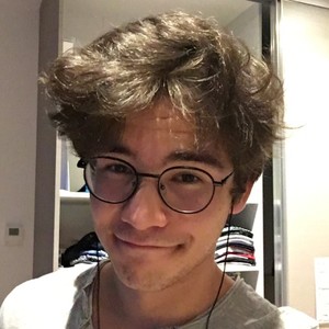 William - Prof de maths - Préverenges