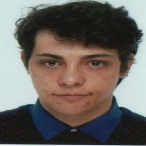 Pierre - Prof de marketing - Paris
