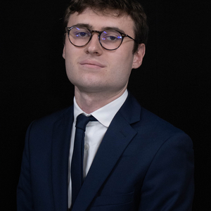 Alexandre - Prof d'économie - Paris