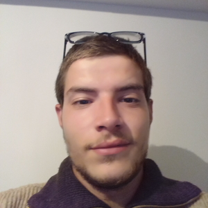 Anthony - Prof de français - Reims